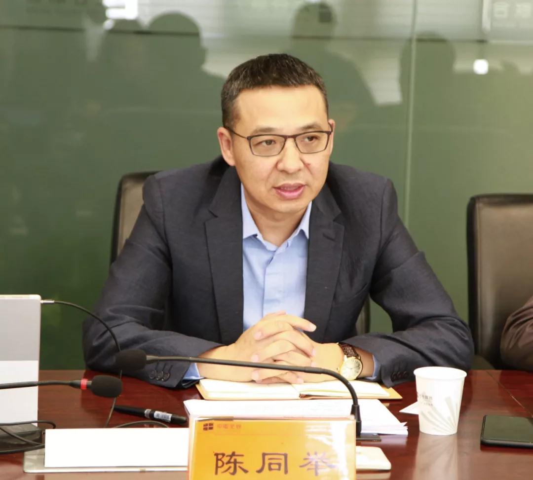 东湖高新区党工委组织部副部长万凌到中电光谷调研指导“不忘初心，牢记使命”主题教育工作(图2)